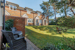 Photo 11- click for photo gallery